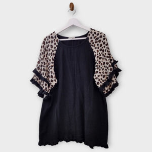 Umgee Shirt Womens Small Black Leopard Print Bell Sleeve Layered Oversized Tunic